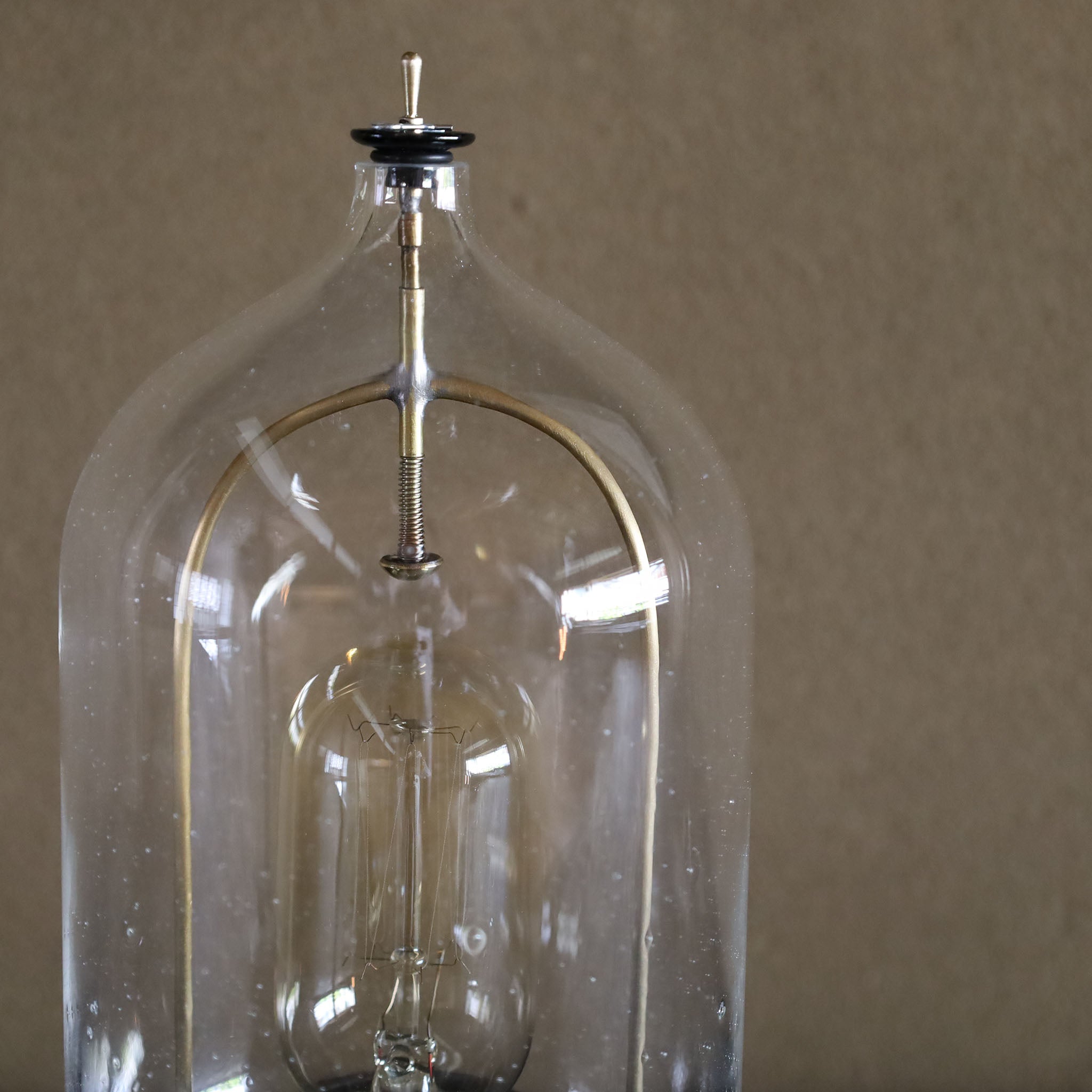 ●26-TT-ot25 GEISSLER Table Lamp218