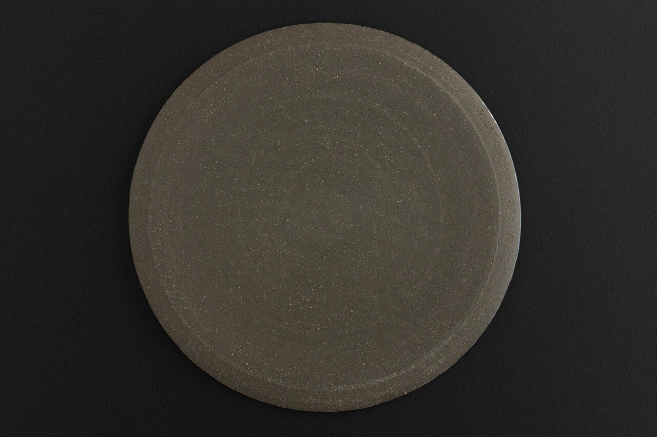 矢野直人 黒釉皿 26cm