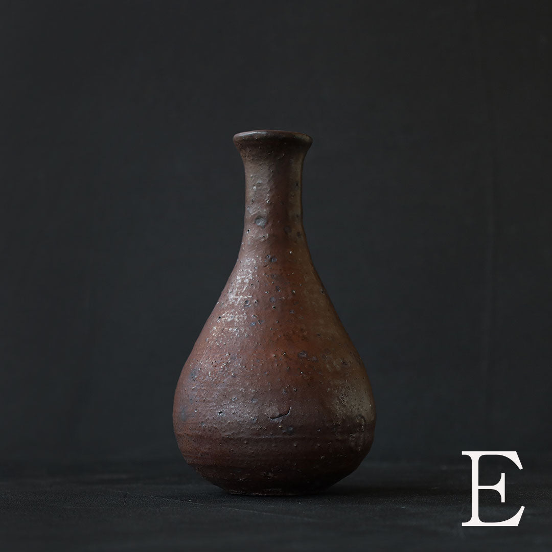 ●24-GN 45 Red Rust Finish Tokkuri (Sake Bottle)
