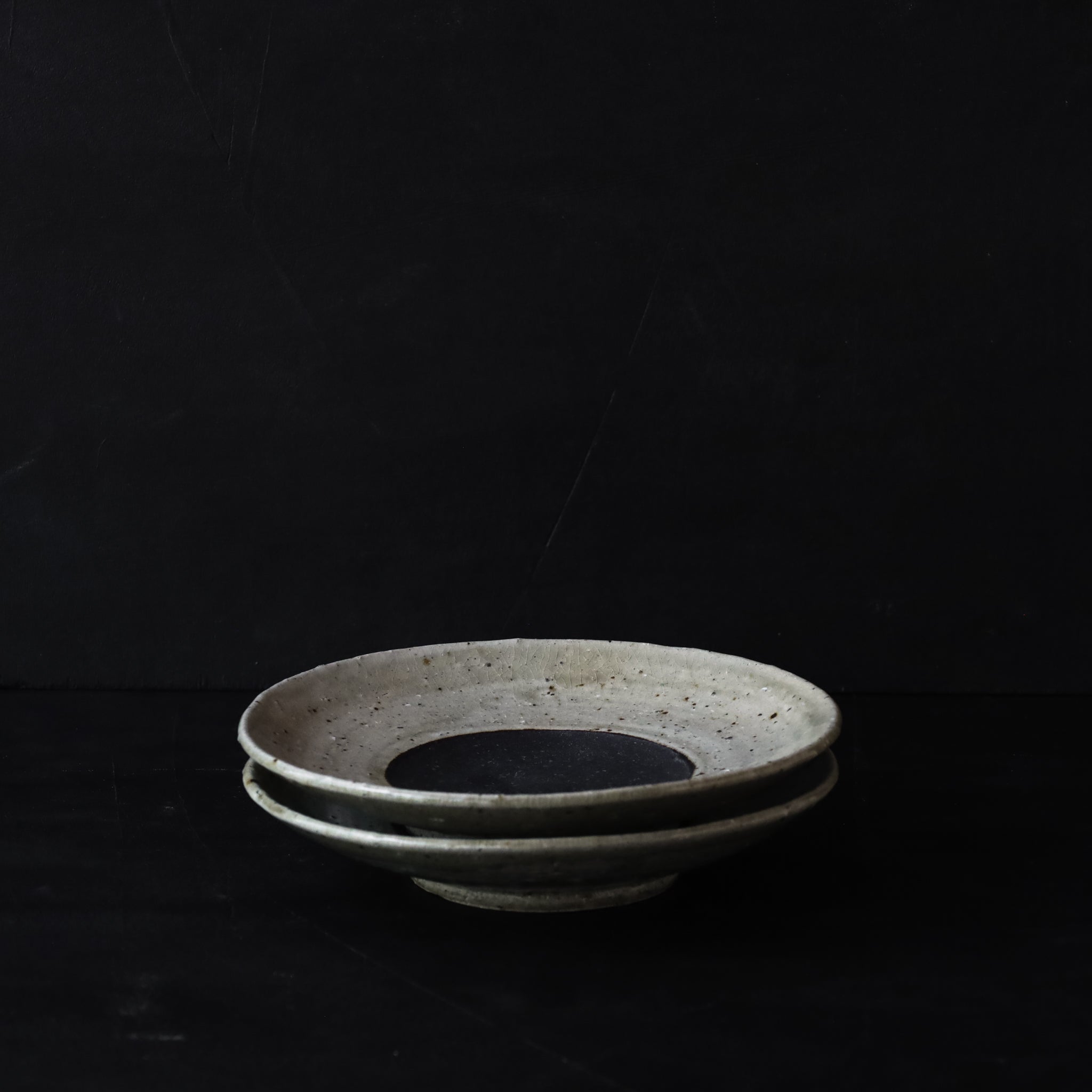 26-OM-8 6-sun Hakeme (Brushstroke) Plate – Two-Tone