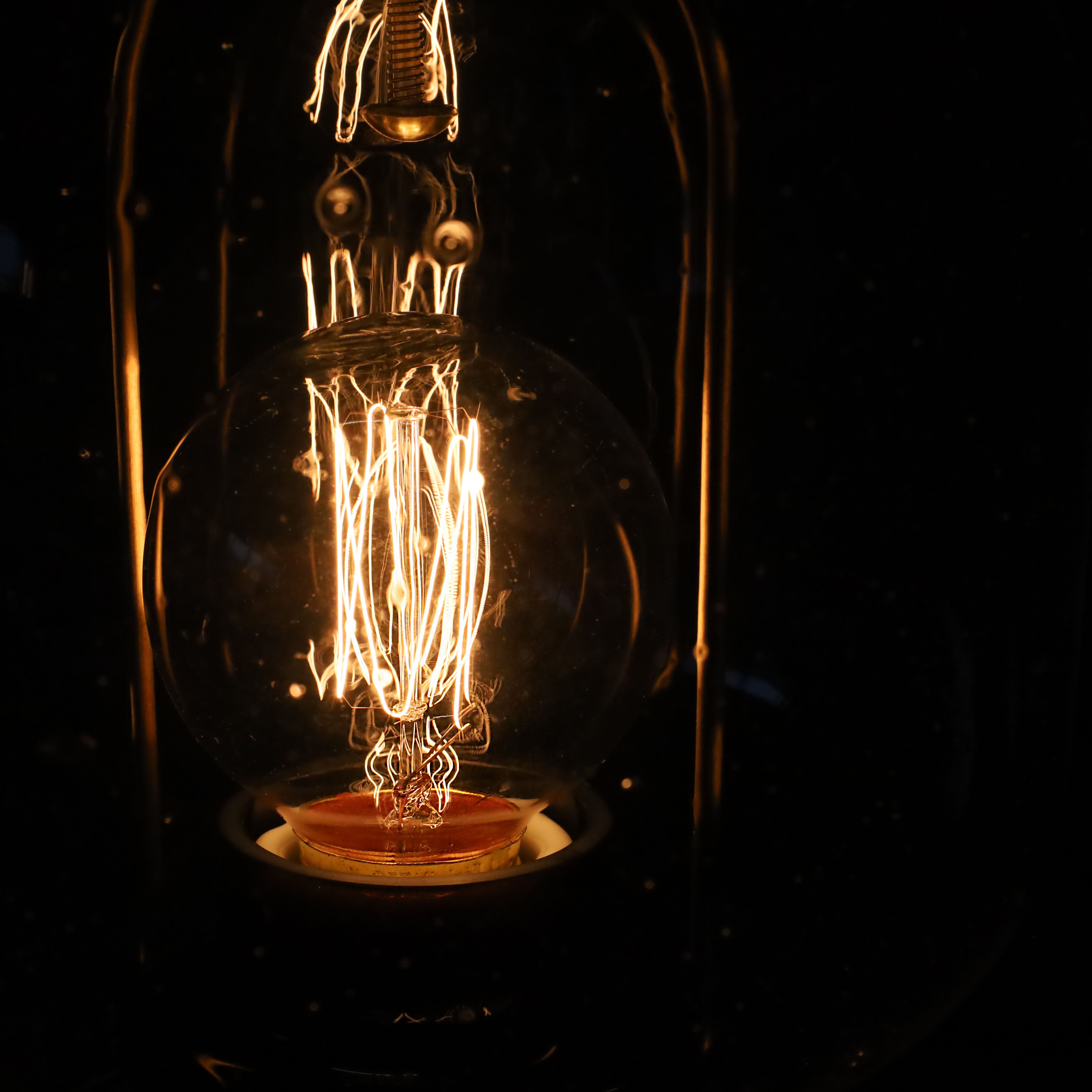 ●26-TT-ot26 GEISSLER Table Lamp205