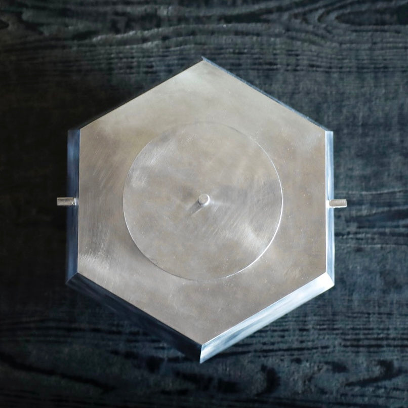 Yuichi Takemata / Rokkaku Chagama / Stainless steel (Hexagonal Tea Kettle in Stainless Steel)