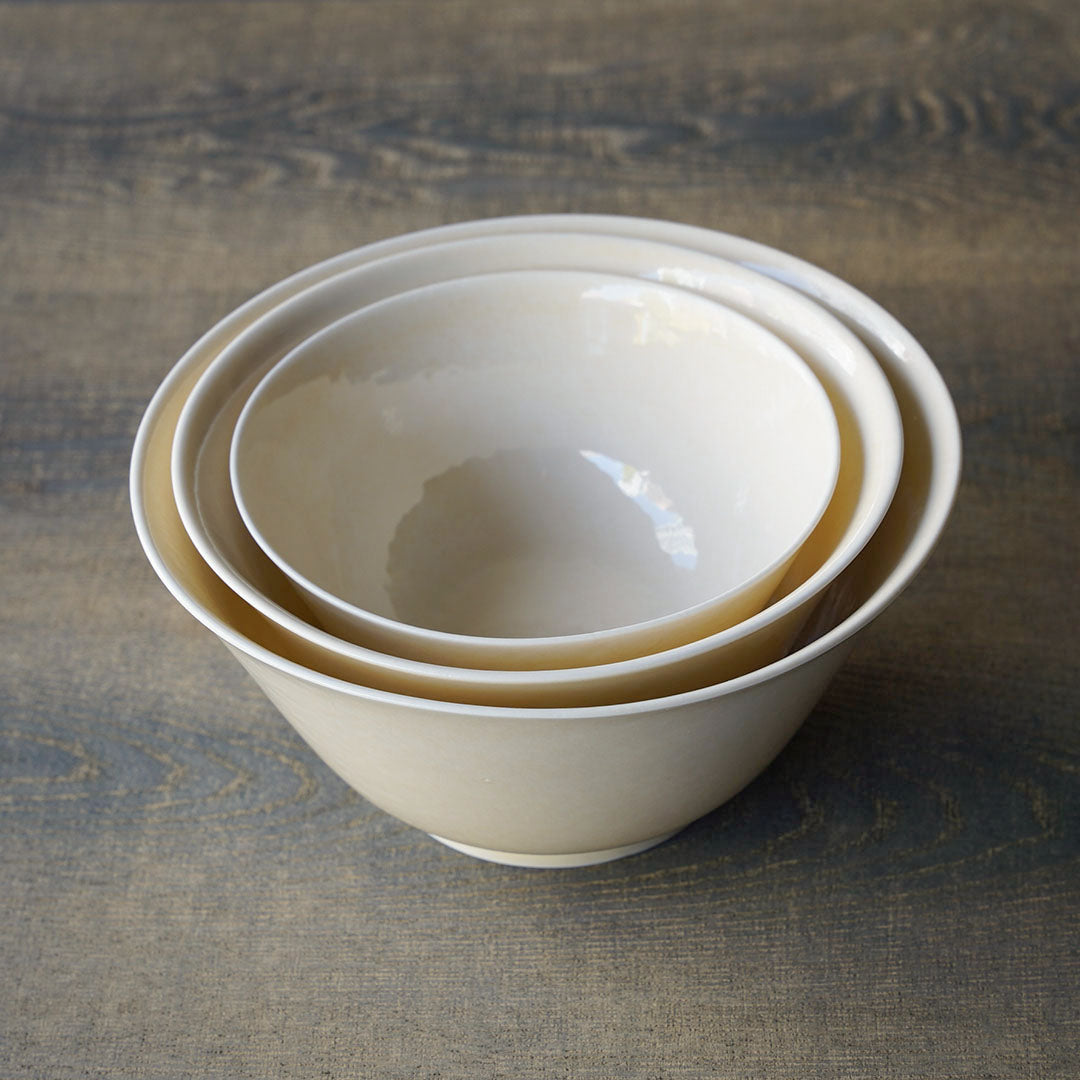 Yuichi Murakami Celadon Medium Bowl "Makai" (Light Beige)