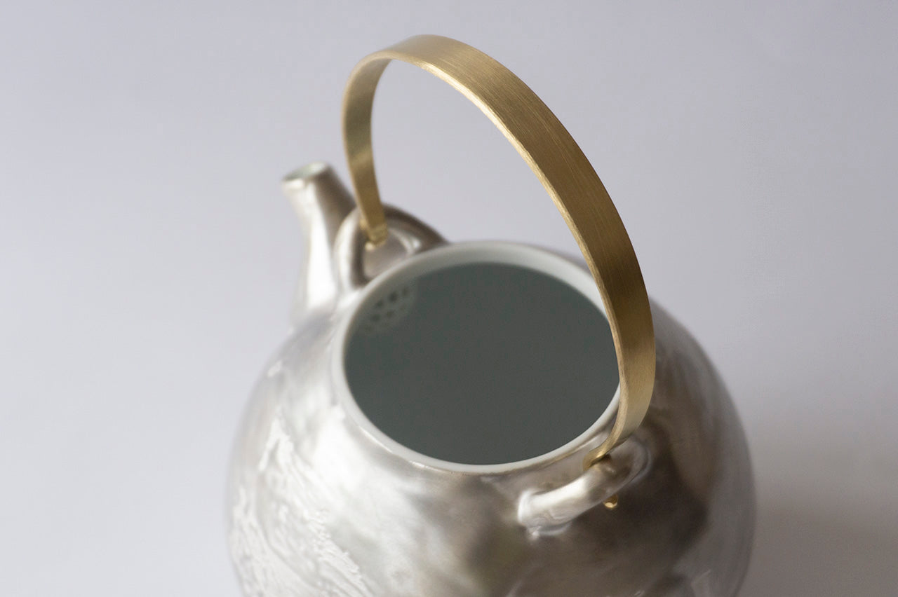 Riso Teapot (Honginsai-Tataki)